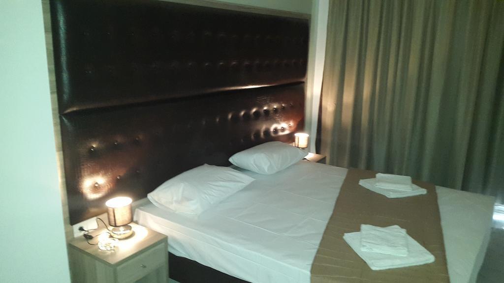 סלוניקי Hotel Rex מראה חיצוני תמונה