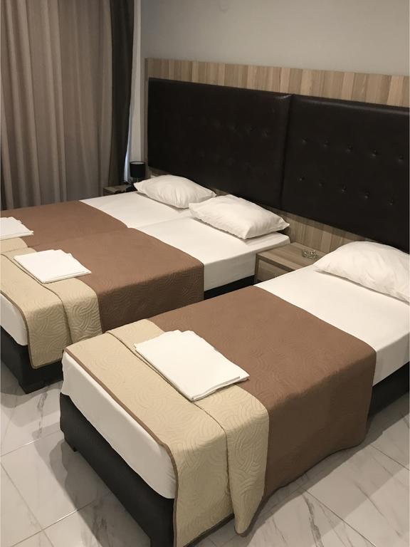 סלוניקי Hotel Rex מראה חיצוני תמונה