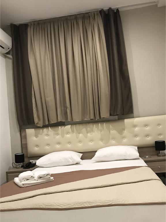 סלוניקי Hotel Rex מראה חיצוני תמונה