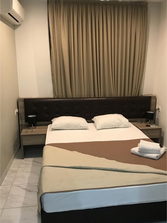 סלוניקי Hotel Rex מראה חיצוני תמונה